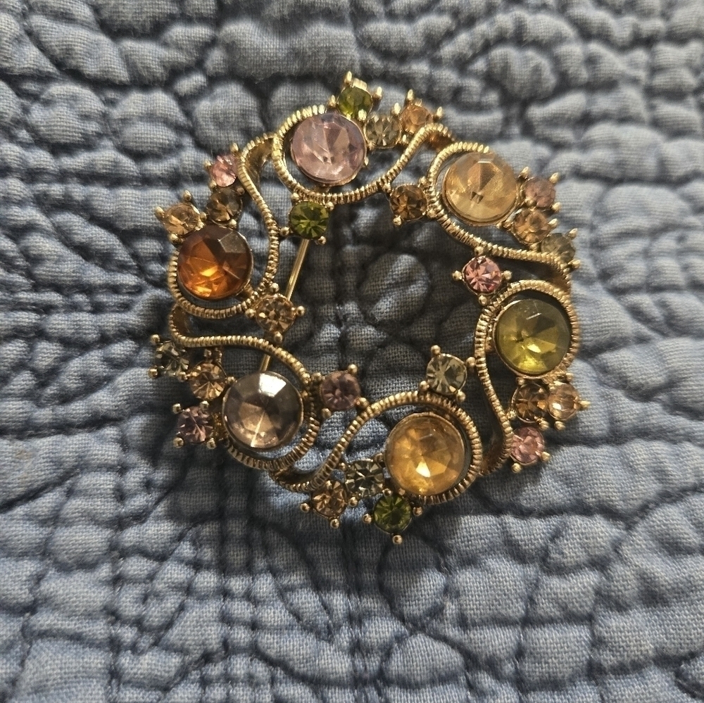 Vintage 1970's Monet Rhinestone Pin Brooch